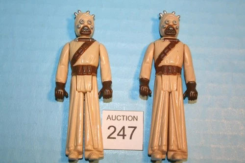 #247 VINTAGE STAR WARS LOOSE FIGURES 2 PACK TUSKEN RAIDER GMFGI 1977 HK KENNER