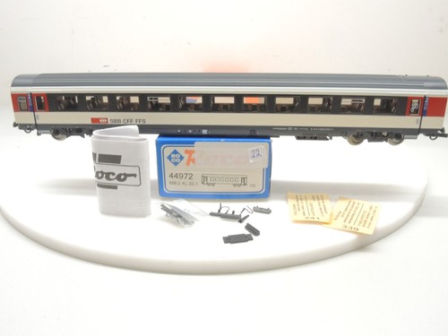 Roco 44972 HO Personenwagen der SBB AC! 2.Kl. B 50 885 21-75 110-9 KKK OVP (19)