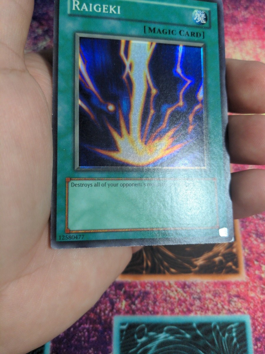 Yu-Gi-Oh! Raigeki LOB-053 OG Unlimited Super Rare LP Foil Yu-Gi-Oh! Raigeki LOB-053 OG Unlimited Super Rare LP Foil