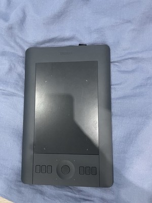 Wacom Intuos Pro Medium Grafiktablett - Schwarz