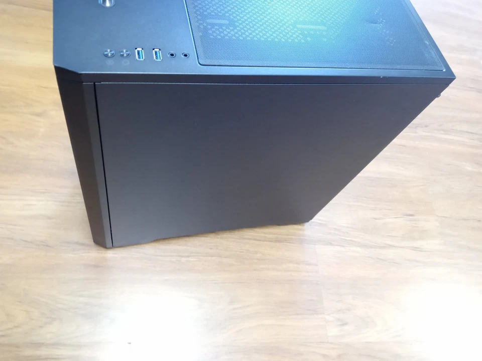 CyberPowerPC  PC AMD Ryzen 5 5500 16GB Ram 512GB SSD + 1TB HDD GeForce RTX 4060 - Image 3 of 4