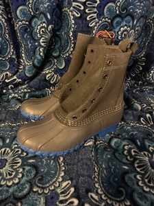 grey bean boots