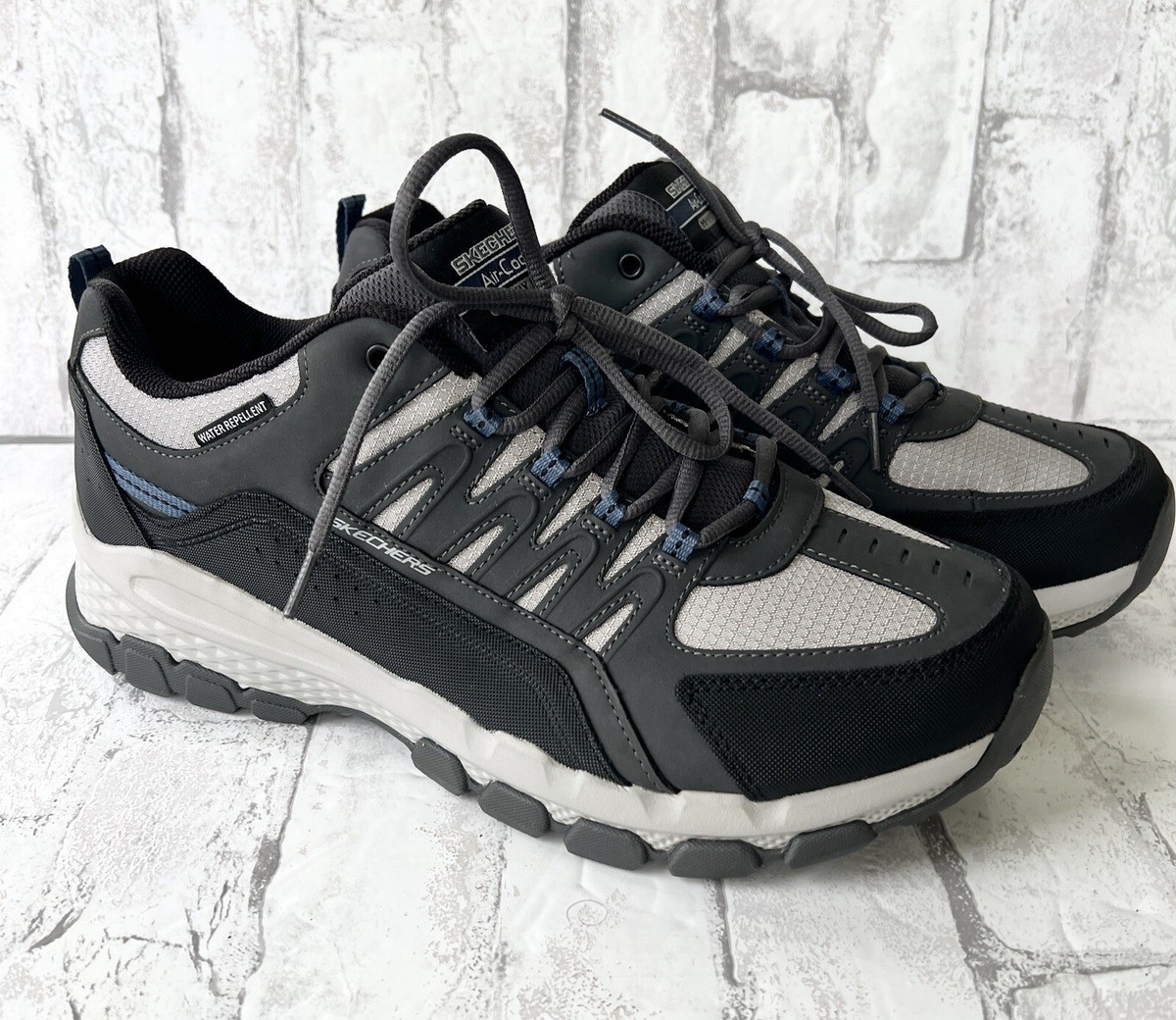 Skechers Outland 2.0 Extra Wide Fit Air Cooled Memory Foam  display picture 1