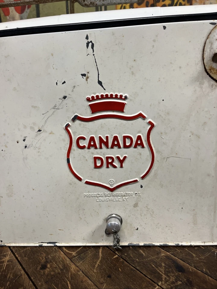 DE COLECCIÓN C. 1950 CANADÁ SECO A4 REFRIGERADOR SIGNO COCA COLA 7UP PEPSI NARANJA CRUSH RARO Foto 2 de 4