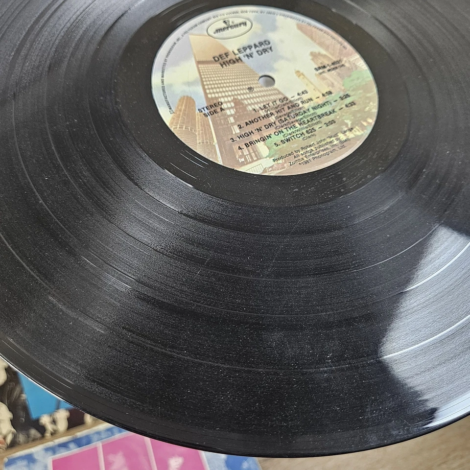 Def Leppard ~ High 'n' Dry ~ 1981 Vinyl LP SRM-1-4021 Record Album - Image 4 of 4