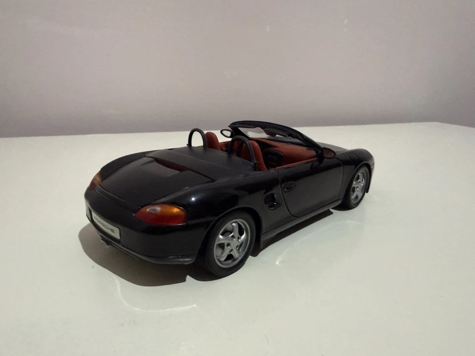 Porsche Boxster 1/18 Ut - Immagine 4 di 4
