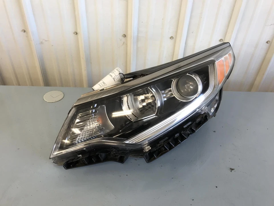 Conjunto de farol esquerdo usado serve: 2018 Kia Optima Coreia construído VIN K 1º dígito L - Imagem 2 de 4
