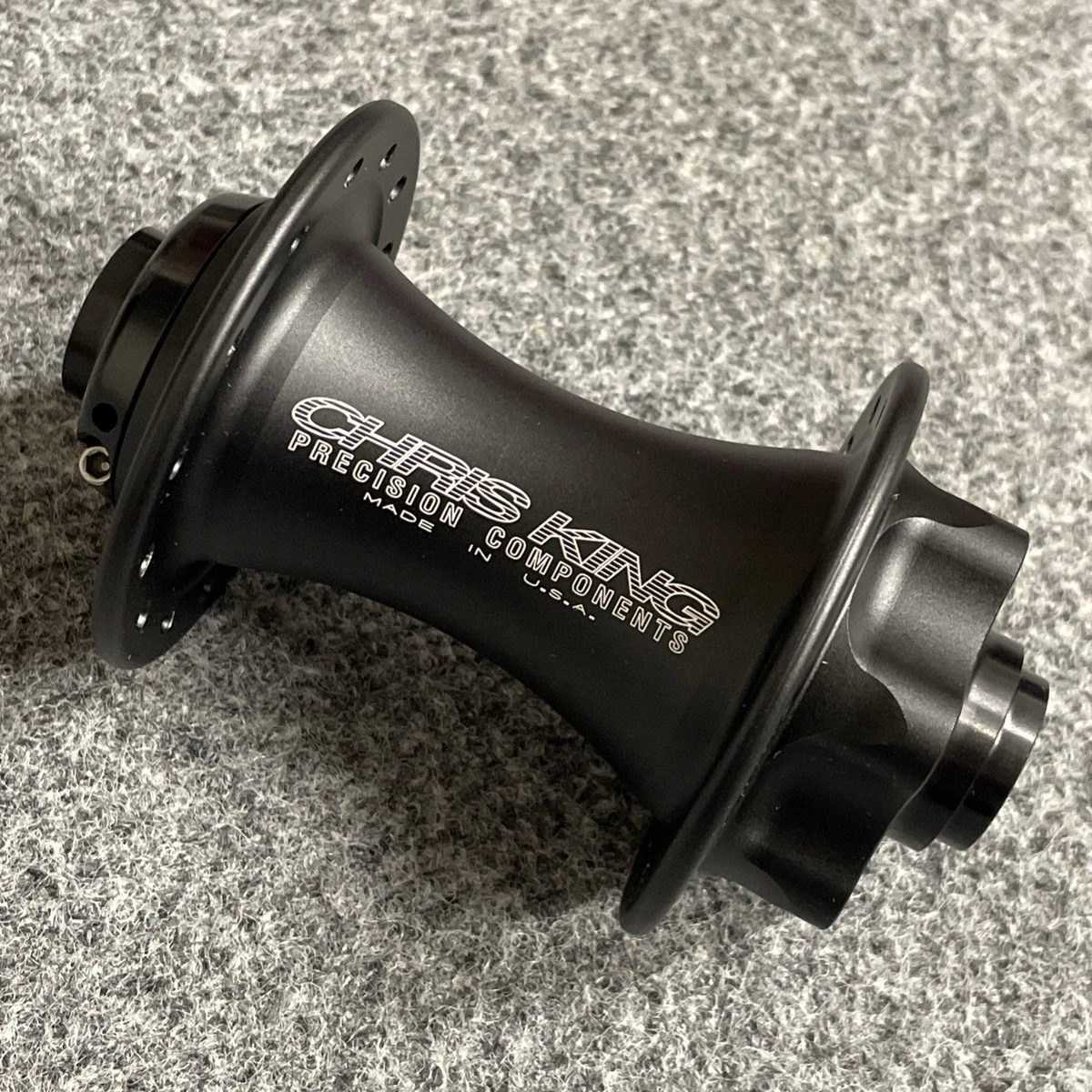 CHRIS KING リアハブ ECBYBB1 28穴 148mm x 12mm CHRIS KING リアハブ ECBYBB1 28穴 148mm x 12mm