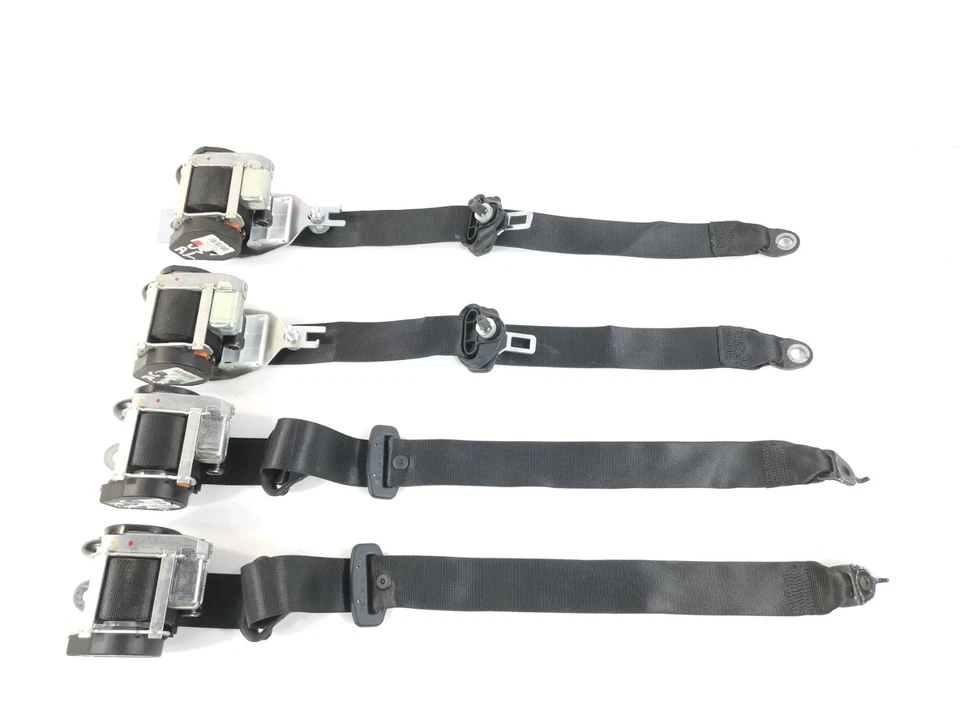 Juego de 4 retractores de cinturón de seguridad trasero Mercedes-Benz X166 GL450 2014 2ª fila negro Foto 2 de 4