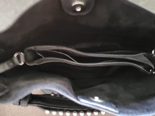Steve Madden Sammy Black Bucket Crossbody Bag - Picture 4 of 7