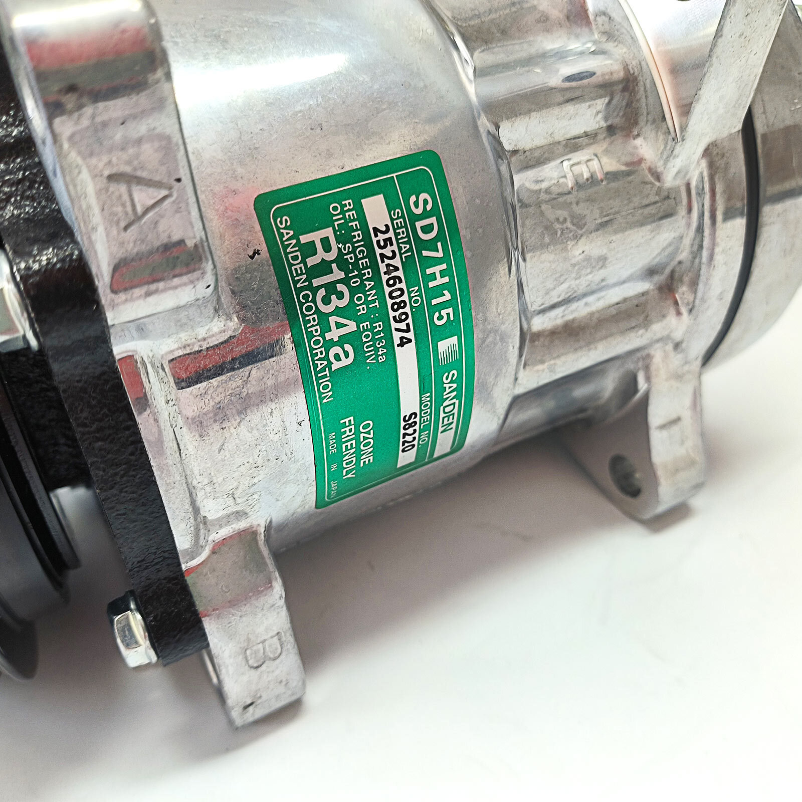 Ferrari 348 1993 Ac compressor P/N 157355