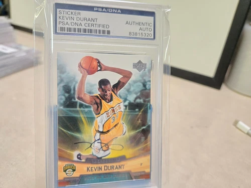 2007 Upper Deck - KEVIN DURANT RC Rookie Box Set w/ Sticker Auto #11 PSA DNA
