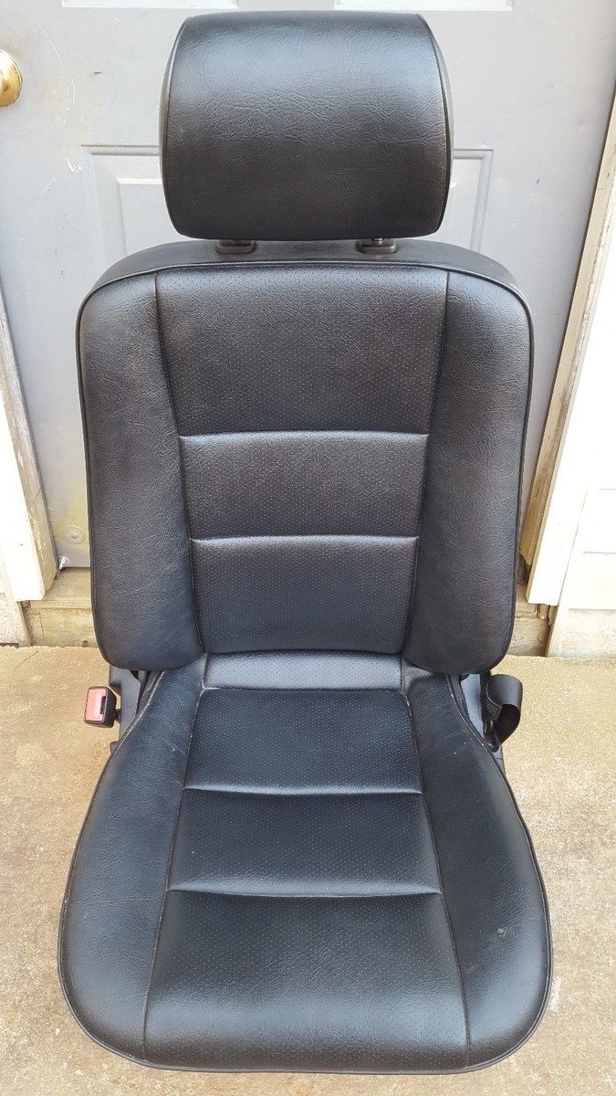 1994-2000 Mercedes-Benz C280 Driver Front Seat Black Leather W202