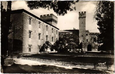 Old postcard Salon-de-Provence Chateau de l'Emperi (1290220)