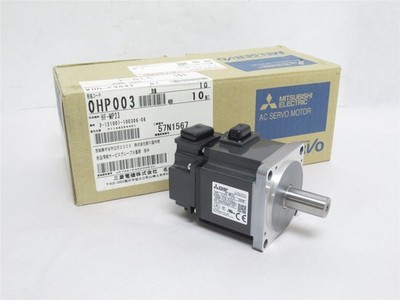 242278 New In Box; Mitsubishi HF-MP23 AC Brushless Servo Motor 113V; 1.4A; 200W