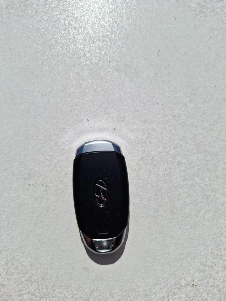 HYUNDAI i30 MK3 Smart Key Fob 95440G3100 NEW GENUINE - Image 4 of 4