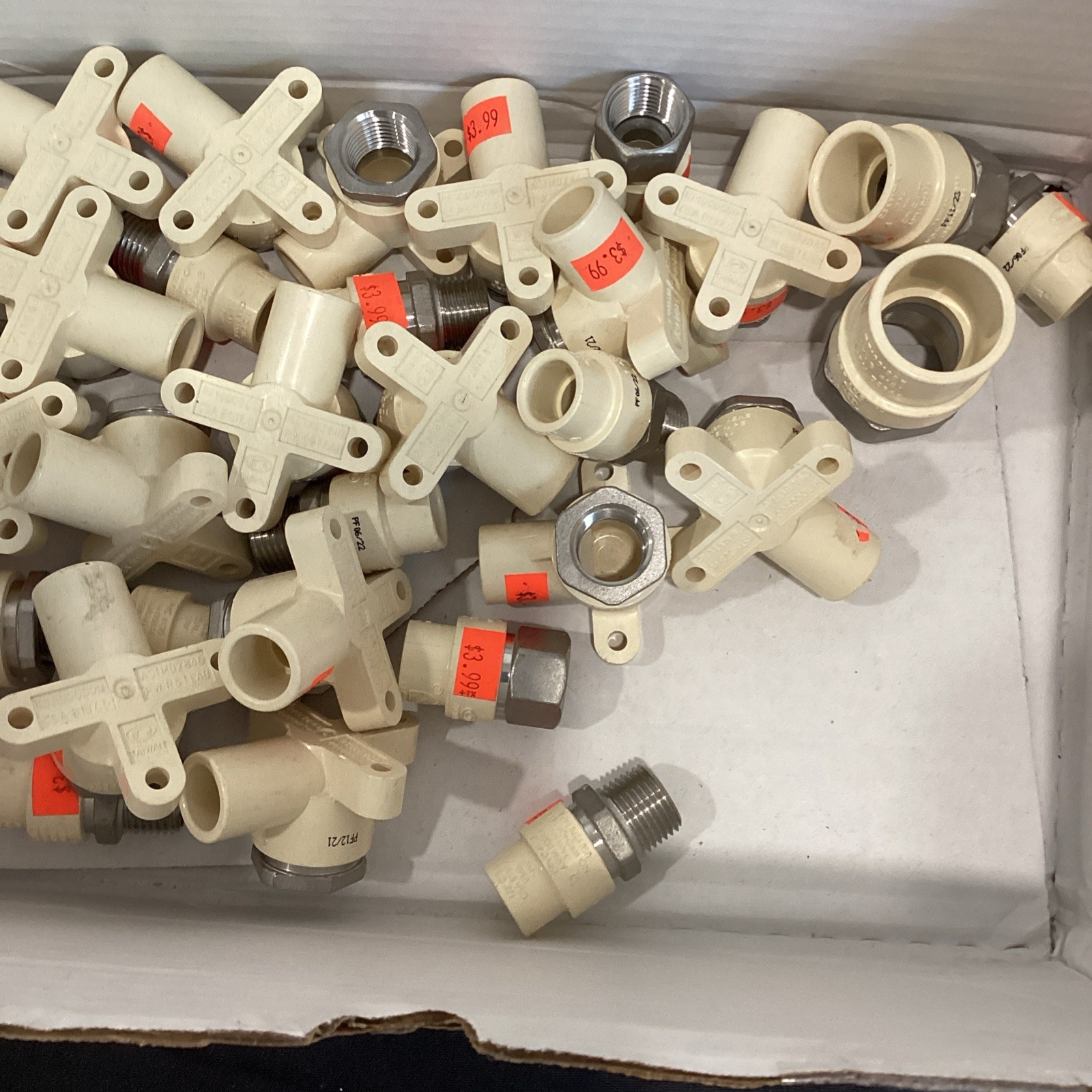 Lot of 29 CPVC Brass Transition Adapter Fittings Mixed Sizes 1/2" 3/4" 1" New