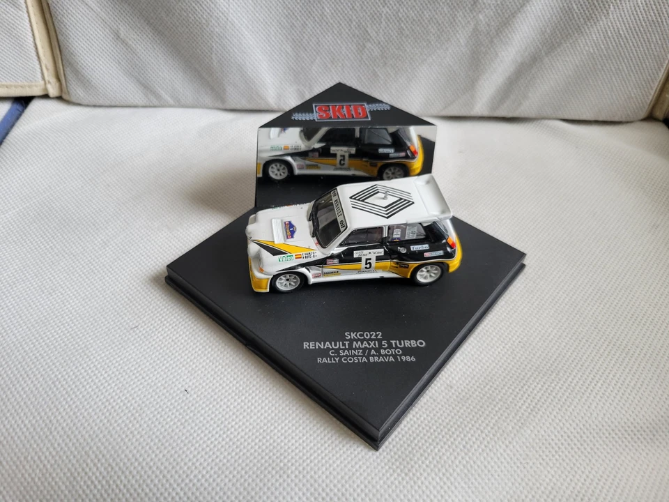 Renault 5 Maxi Turbo Rallye Costa Brava 1986 1:43 Universal Hobbies - Image 3 of 4
