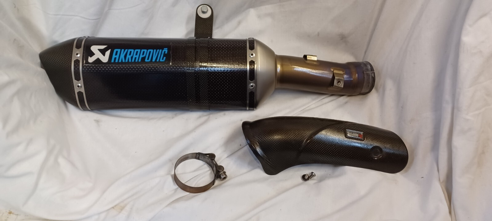 BMW S1000RR S1000 RR AKRAPOVIC Carbon EXHAUST + CARBON HANGER END CAN