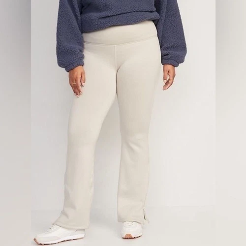 Old Navy NWT Woman's Size XL HR UltraCoze Ivory Fleece Lined Flared Leggings - Picture 10 of 10