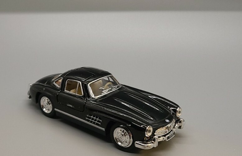 Miniature SOLIDO HACHETTE - Mercedes-Benz 300SL 1954 Bleue - Échelle 1:43 - Occasion