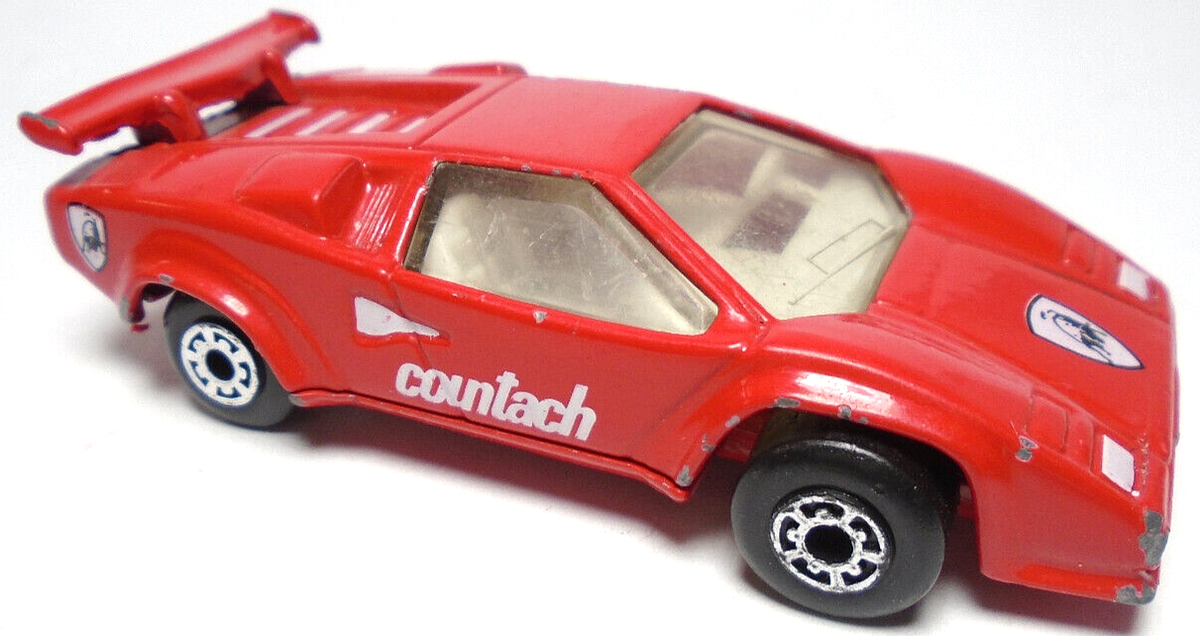 1985 MATCHBOX LAMBORGHINI COUNTACH LP 5000S RED 1:56 DIECAST 3
