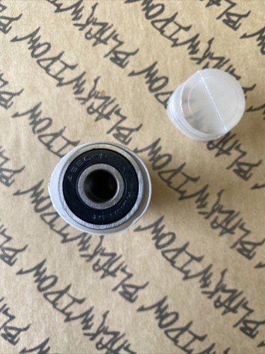 Grip Tape Checkered Vans Pattern 9”X33” & Abec 9 Runner Bearings Set Of 8 - Picture 4 of 4