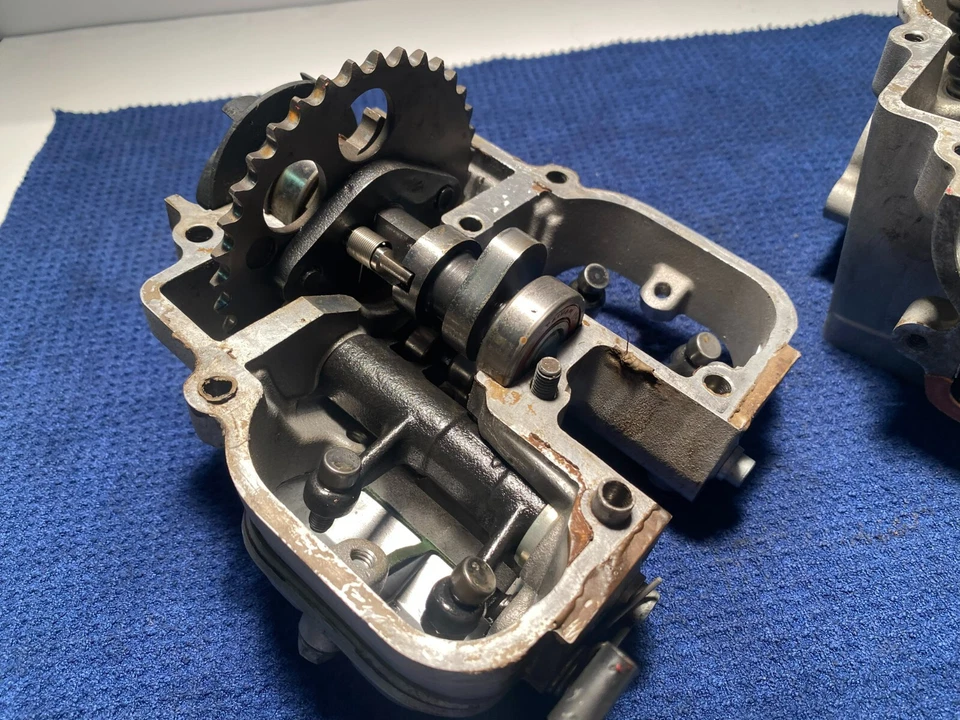 2004 KTM 525 EXC Cylinder Head ASSEMBLY EXC XCW MXC OEM KTM 525 CYLINDER HEAD - Image 4 of 4