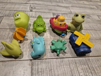 Bath/Pool Toys Lot of 8 Assorted Rubber Sea Animals, Boat, Windmill, Bucket