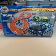 Hot Wheels World Race Power Raceway Battery Power Slot Cars 2003 Complete In Box