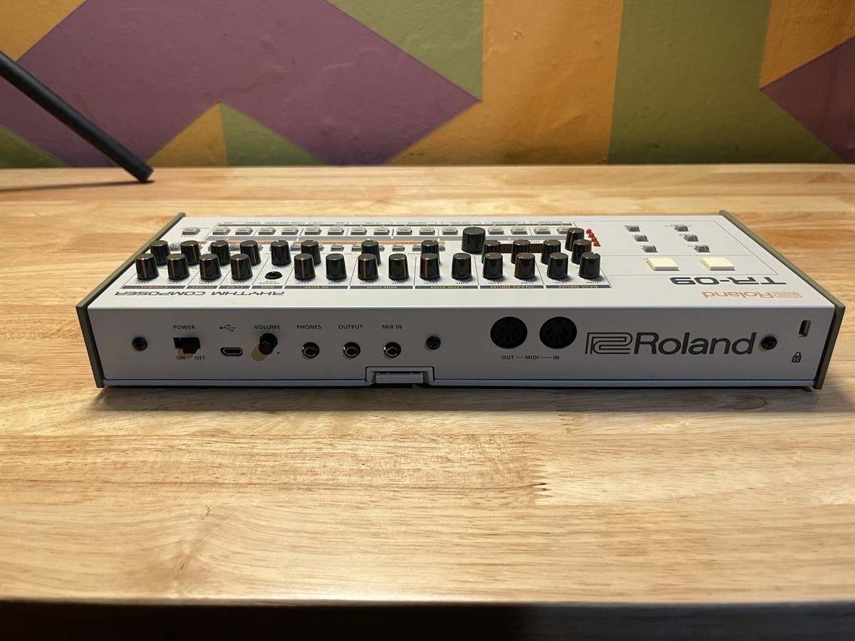 その他 Roland TR-09 Roland - TR-09 | Rhythm Composer