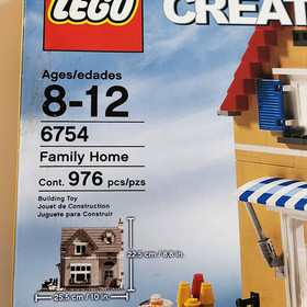 LEGO Creator Family Home 6754 3 in 1 House Villa Bungalow 976 Piece NEW Sealed