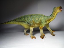 NEW Collecta Dinosaur Toy / Figure Iguanodon - Deluxe 1:40 Scale