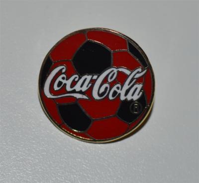 ◆レア　Coca-Cola◆ ピンバッジ COCA COLA vtg pin badge Football Soccer enamel pin 1997 rare | eBay