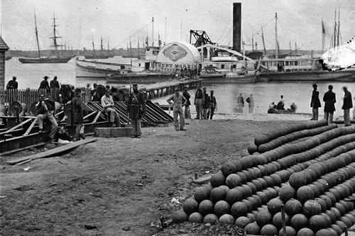 New 5x7 Civil War Photo: Federal Soldiers Boarding Boats at Yorktown, Virginia