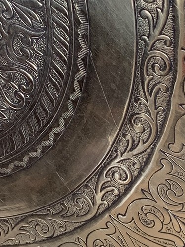 Very Large Engraved Solid Brass Charger With Bull & Matador Pattern,22” Diameter - Picture 6 of 7