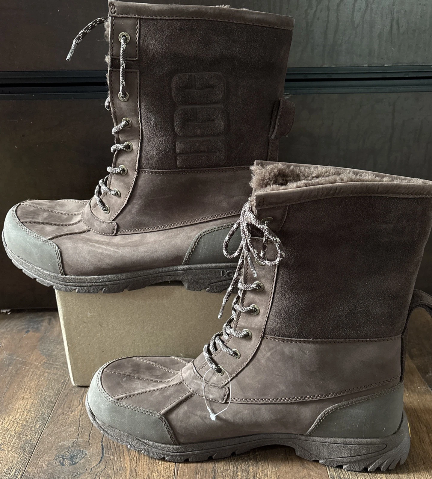 Ugg Australia Men`s Butte Logo Boots Size 15