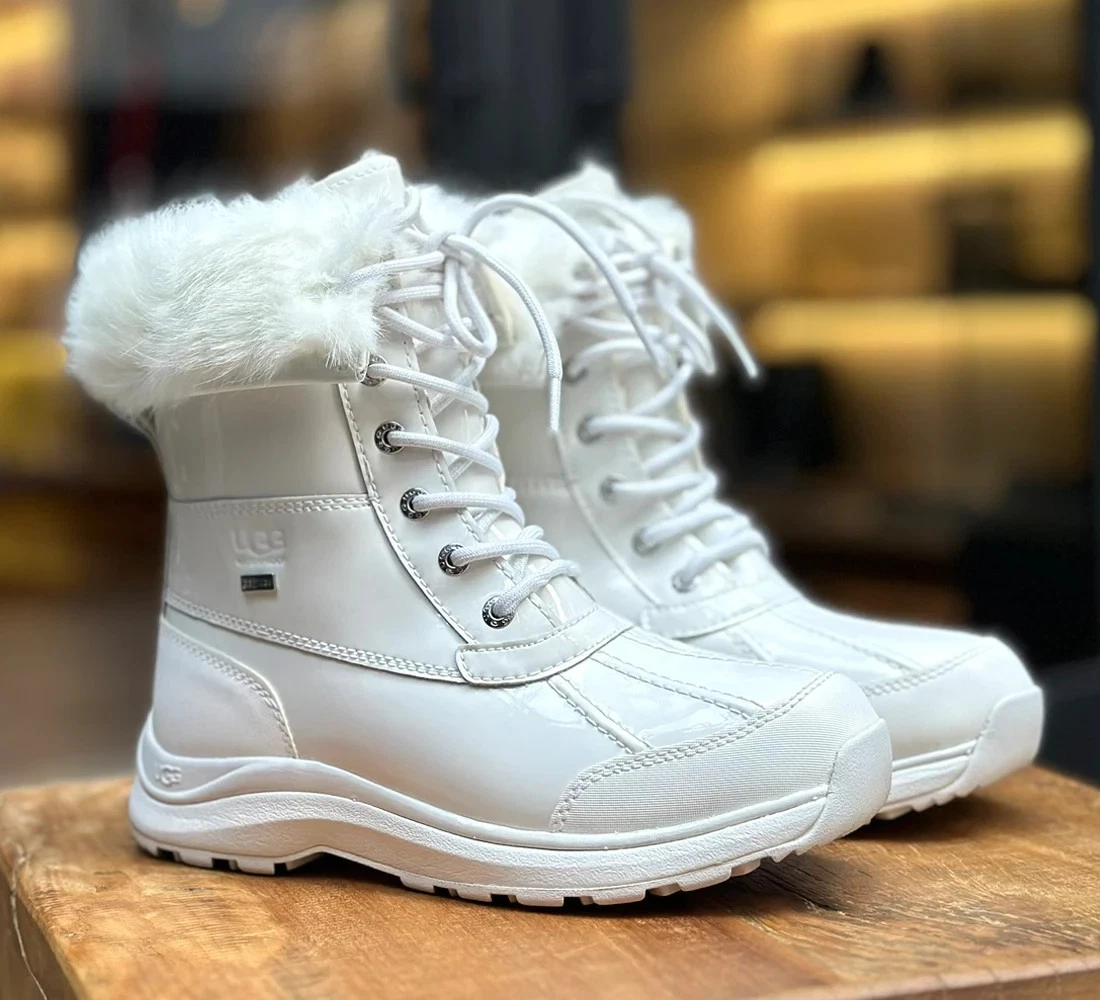 UGG Adirondack 白色女靴| eBay