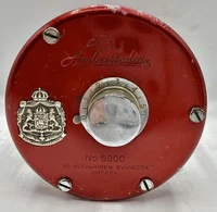 Vintage Abu Garcia Ambassadeur 5000 Baitcast Reel 280213 Sweden w/Whit Bakelite