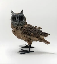VTG Premium Lodge Owl Sculpture Metal Face Feet Rustic Cabin Decor