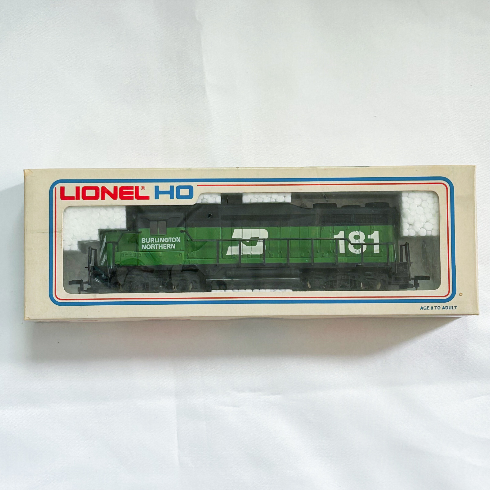 Burlington Northern HO Scale GP30 #181 Diesel Locomotive Model Train