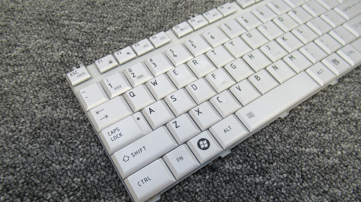 Clavier AZERTY Français Pour Toshiba Satellite L555 - Neuf, Compatible, Référence MP-06873US