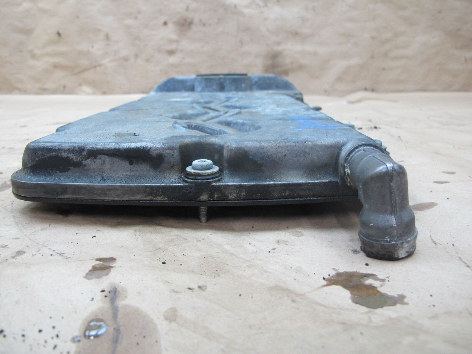 03-10 BENTLEY CONTINENTAL GTC GT FLYING SPUR 6.0L ENGINE MOTOR RIGHT VALVE COVER