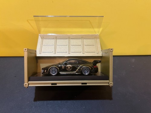 1/64 TARMAC WORKS PORSCHE 997 OLD & NEW BLACK & GOLD TRIM JOHN PLAYER SPECIAL