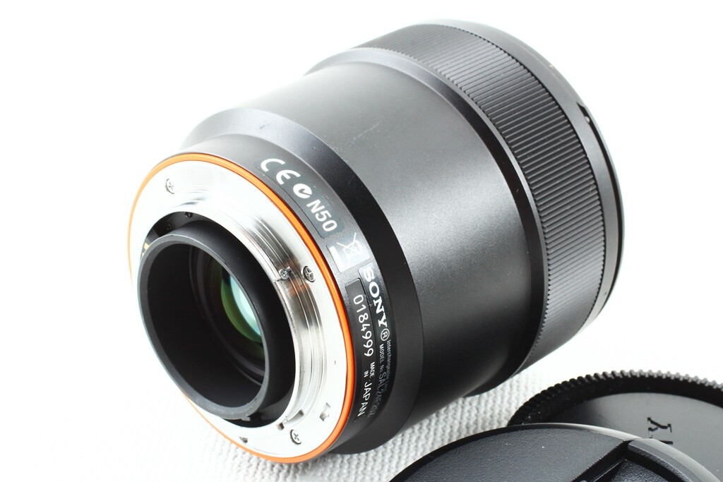 SONY Distagon T* 24mm F/2 ZA SSM SAL24F20Z Lens EXCELLENT++