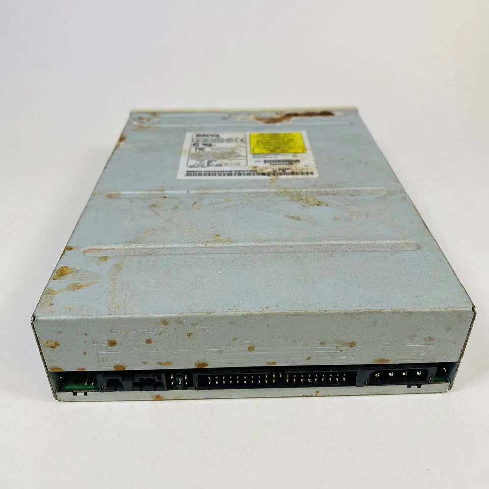 Grabadora de CD BenQ - Modelo 5232W - 52X CD-R 32X CD-RW 52X CD-ROM IDE Beige - Sin probar Foto 4 de 4