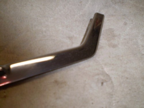 CORVETTE C2 1963-1967 USED CONVT VENT WINDOW FRAME RIGHT ONLY GM 3823305* - Picture 4 of 9