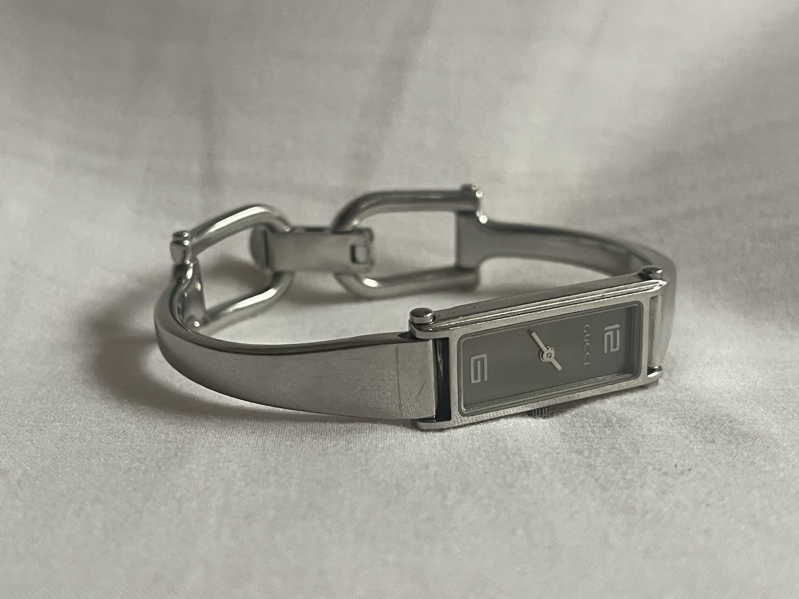 Vintage GUCCI 1500L Stainless Steel Luxury Watch for Men