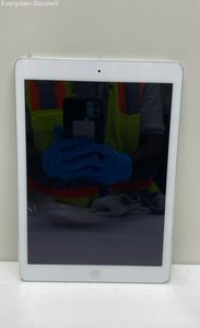 Apple iPad Air 1st Gen A1474 16GB Wi-Fi 9.7" White/Silver P/R