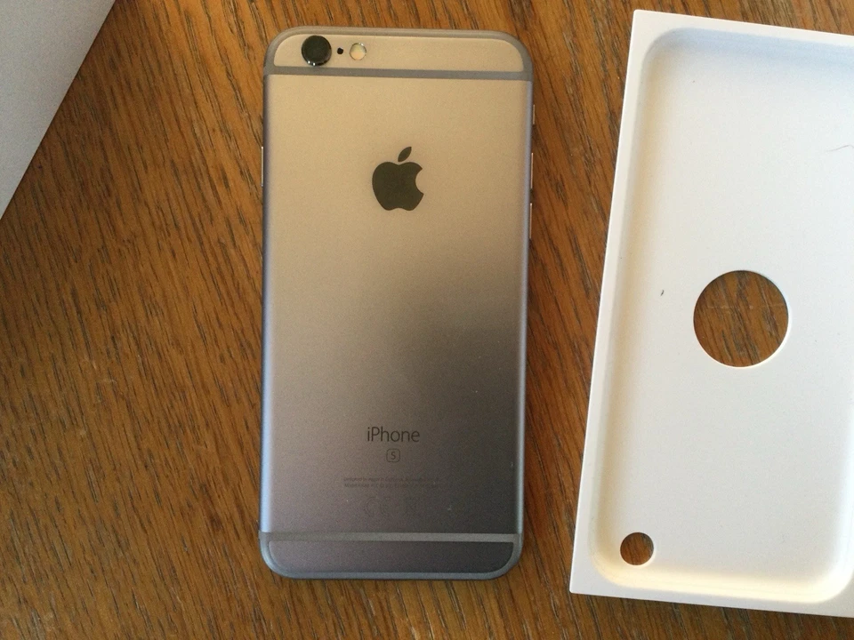 I Phone 6s 32 G Looks New Unused - Image 4 of 4